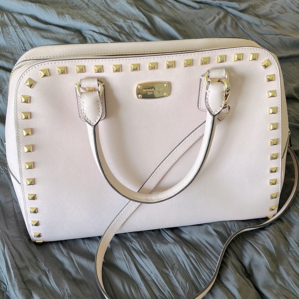 Michael Kors purse~ light pink with gold details